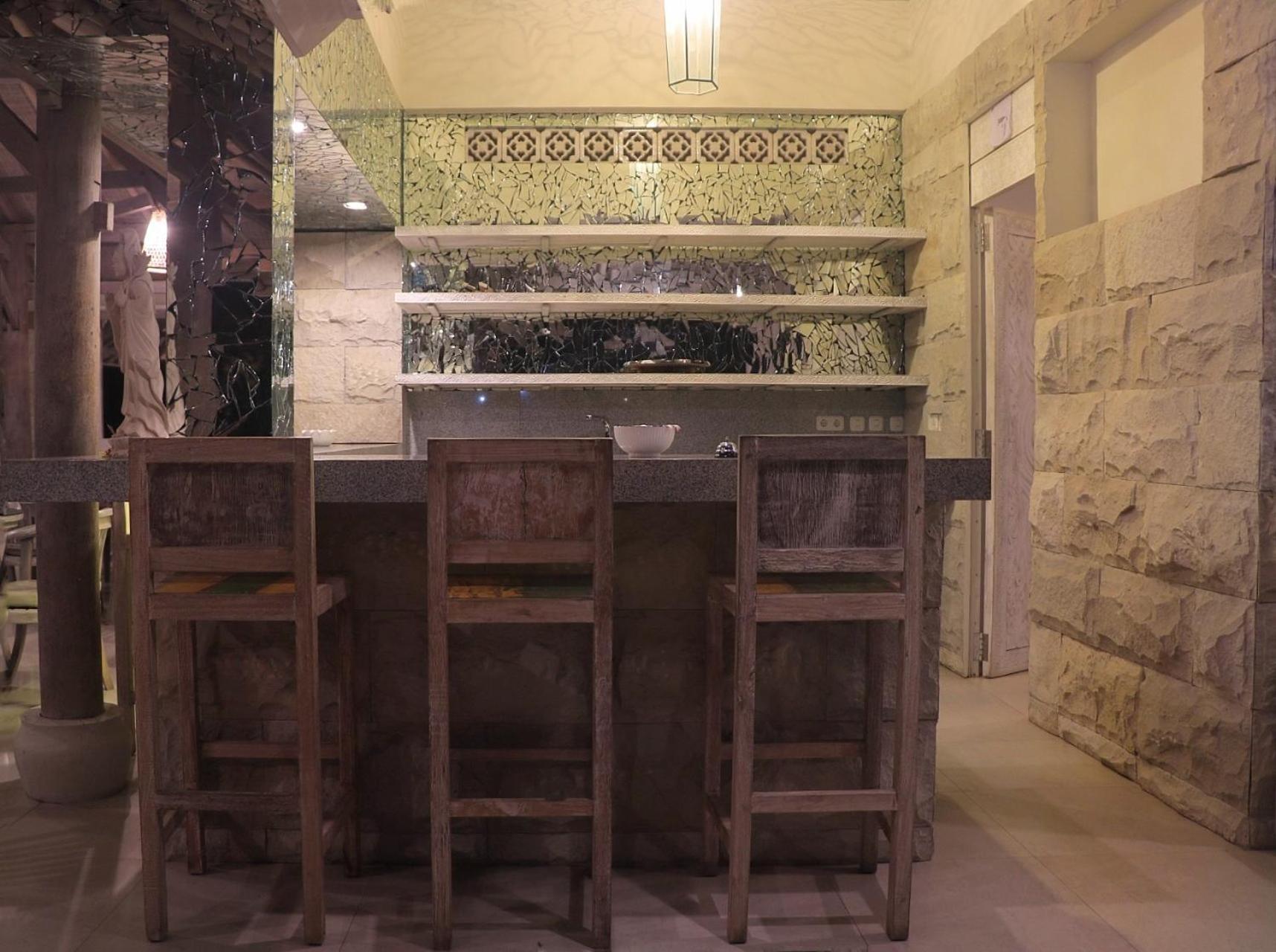 Dhauteya Villa Ambat Zewnętrze zdjęcie